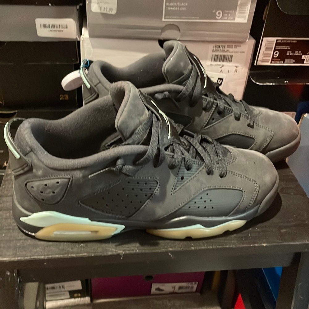Air Jordan retro 6 low sz9 mens